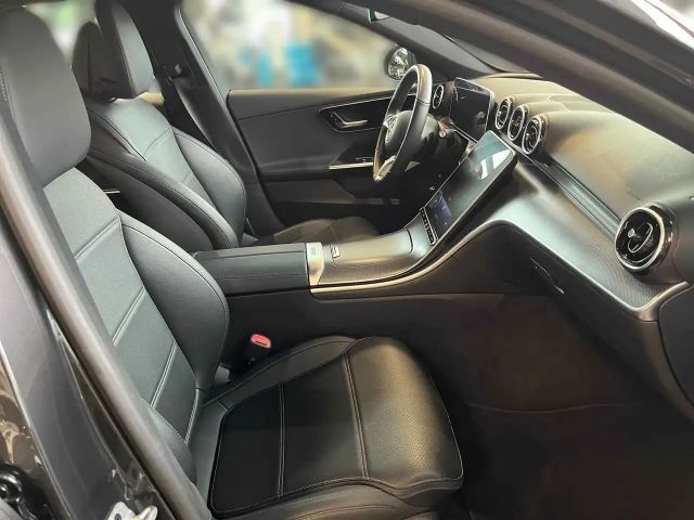 Mercedes-Benz C 200 AVANTGARDE C 200 d Estate