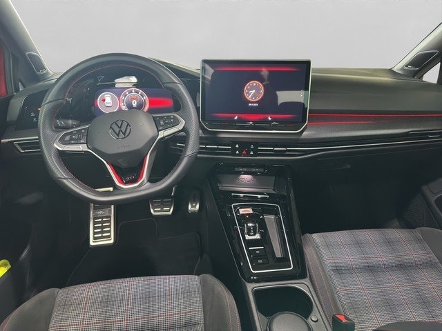 Volkswagen Golf 2.0 TSI DSG Golf VIII