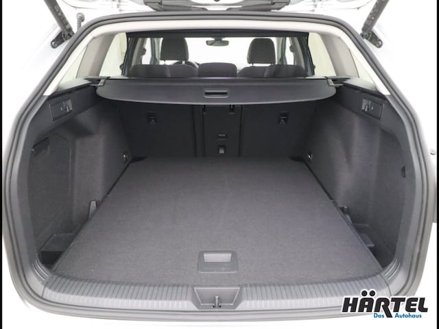 Volkswagen Golf 1.5 eTSI DSG Style Variant