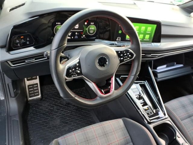 Volkswagen Golf DSG GTI Golf VIII Style