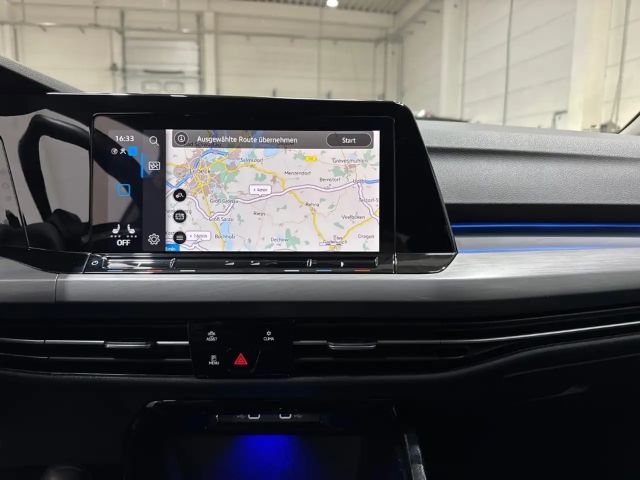 Volkswagen Golf 2.0 TDI DSG Style Variant