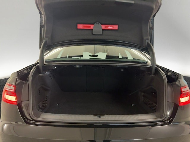 Audi A4 40 TDI Quattro S-Tronic Sedan