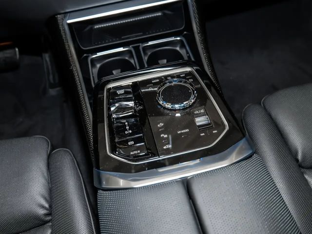 BMW i7 M-Sport Sedan