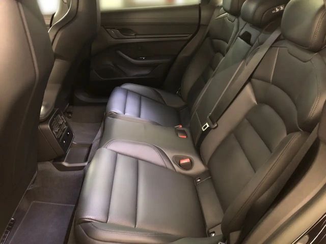 Porsche Taycan 4Cross Turismo*Offroad Design Paket*Sport Chrono P