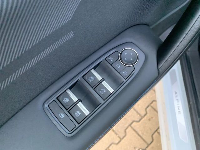 Renault Captur Alpine E-Tech Esprit