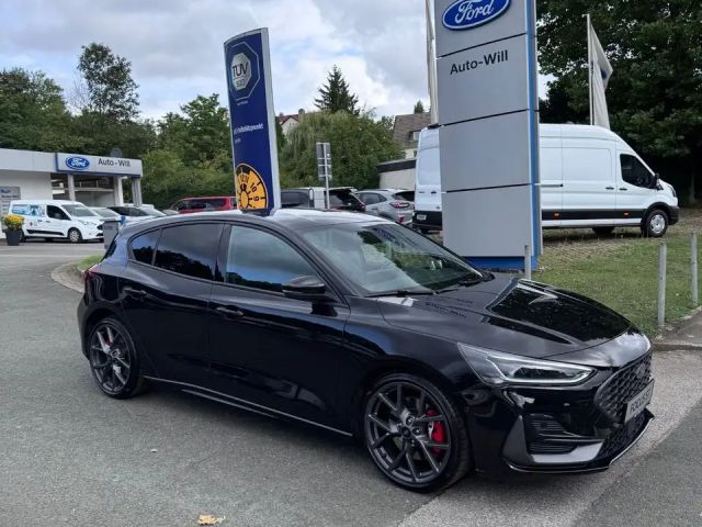 Ford Focus ST Line