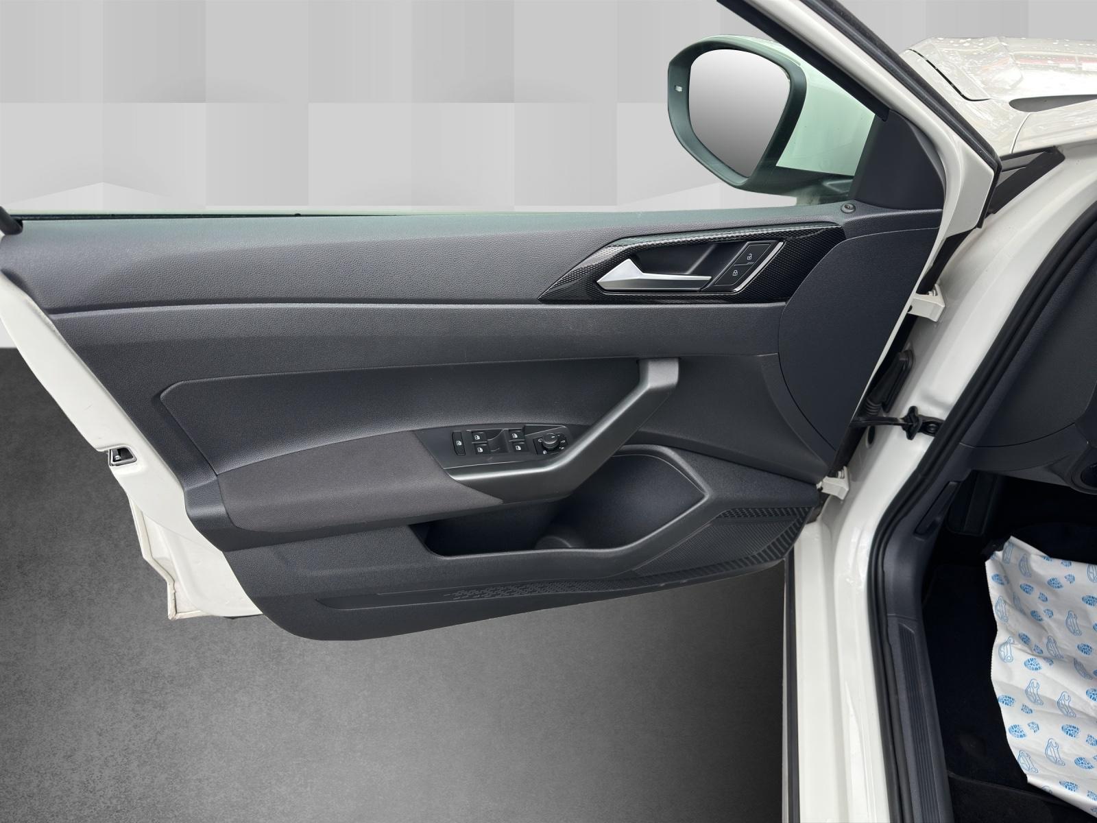 Volkswagen Taigo 1.0 TSI DSG Life