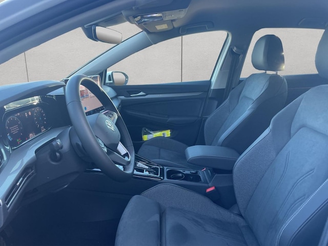 Volkswagen Golf DSG Golf VIII Style