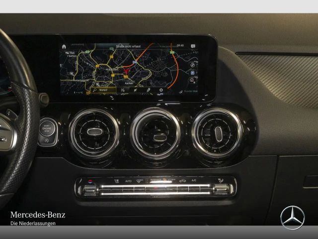 Mercedes-Benz GLA 200 4MATIC AMG Line