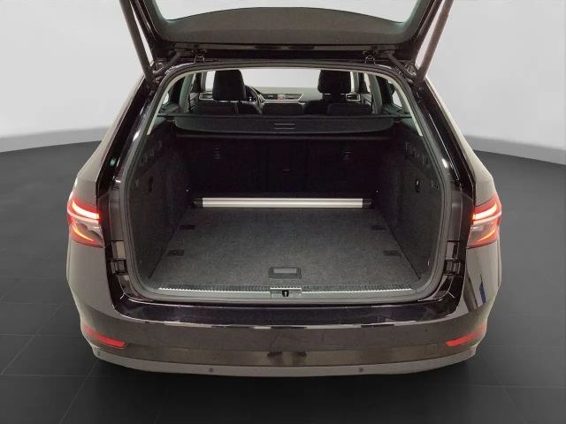 Skoda Superb 2.0 TDI Combi Style Style