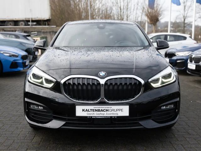 BMW 118 118d Advantage pakket Sedan