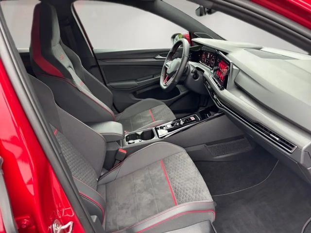 Volkswagen Golf 2.0 TSI DSG GTI