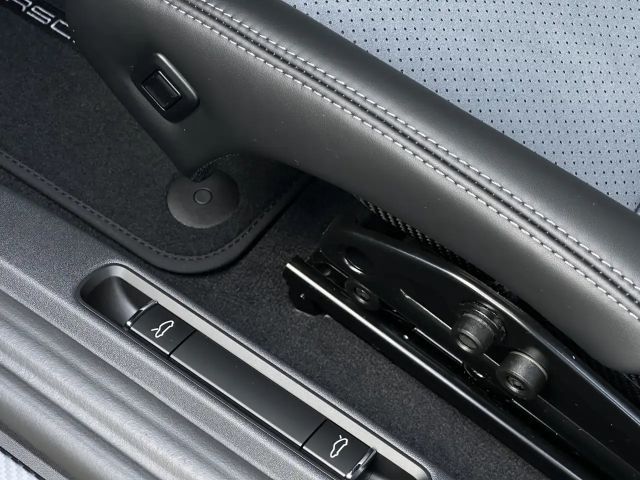 Porsche Cayman 718 Coupé RS