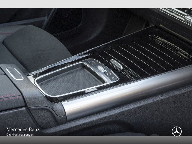 Mercedes-Benz EQA 300 4MATIC