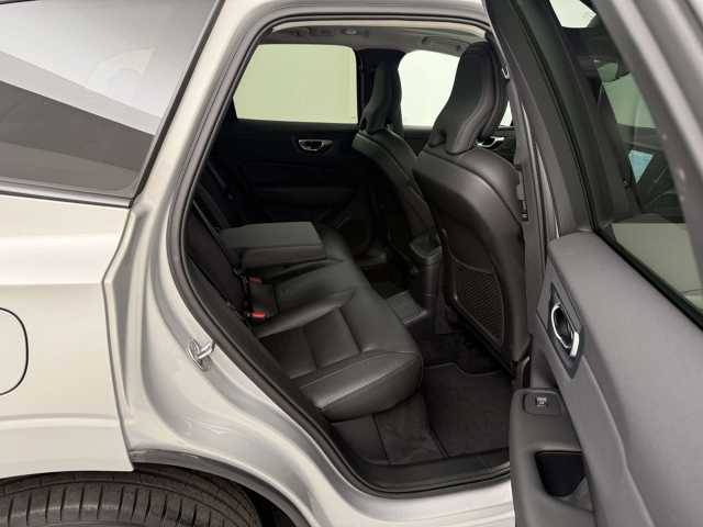 Volvo XC60 AWD Dark Plus Recharge T6