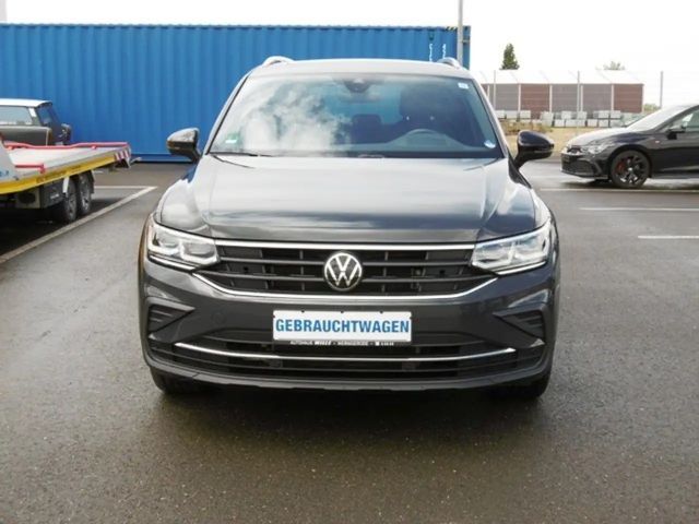 Volkswagen Tiguan 2.0 TDI