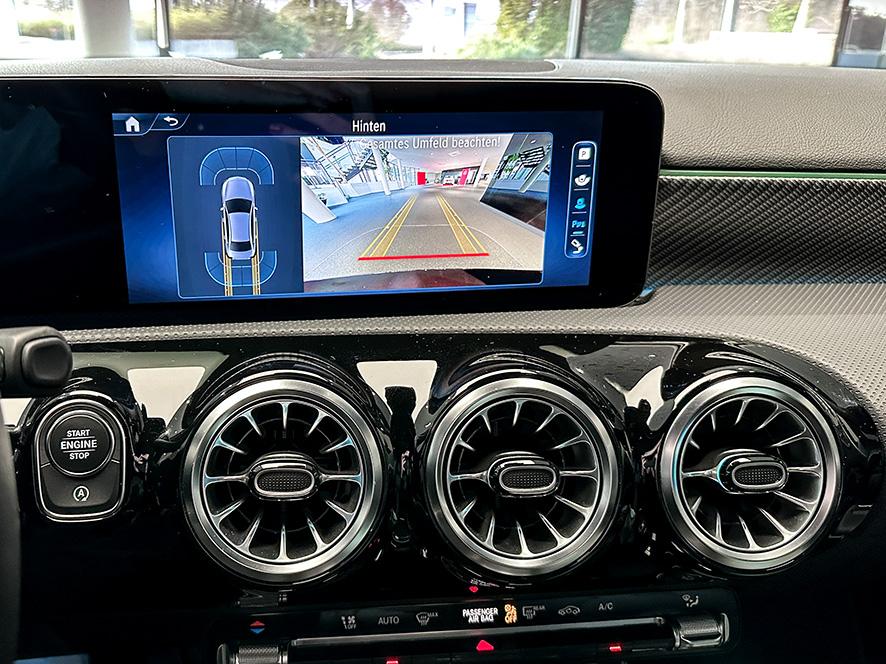 Mercedes-Benz A 200 ProgressiveLAP+LED+Pano+AHK+Distronic