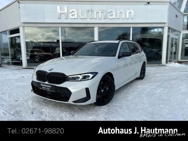 BMW 320 320d M-Sport Touring xDrive