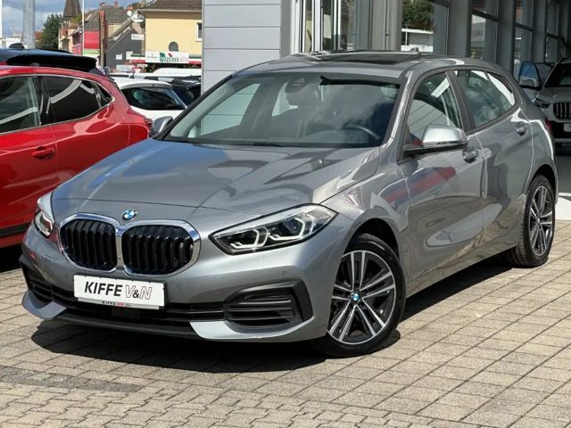 BMW 120 120i Sedan