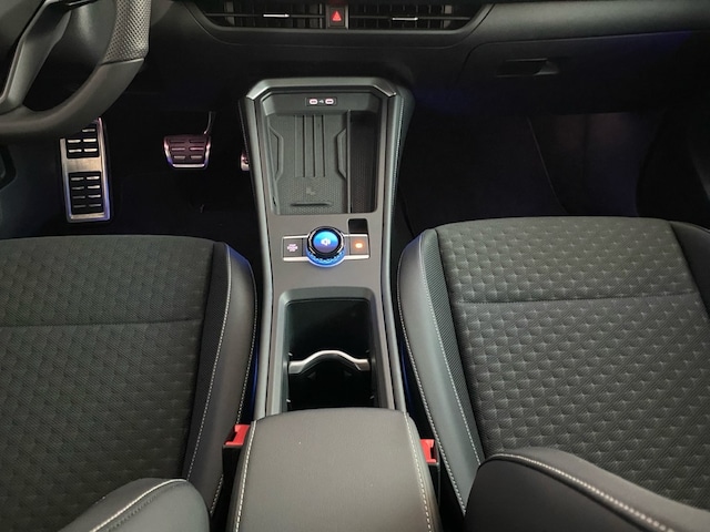 Volkswagen T-Roc 1.5 eTSI DSG R-Line