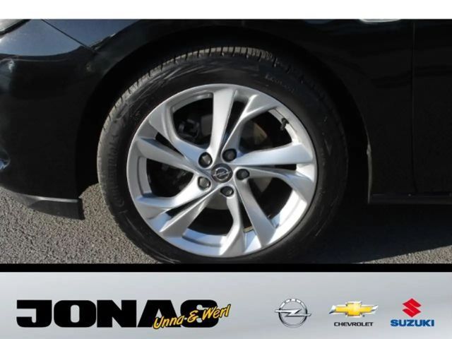 Opel Astra 1.2 Turbo Elegance