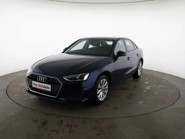 Audi A4 30 TDI Sedan