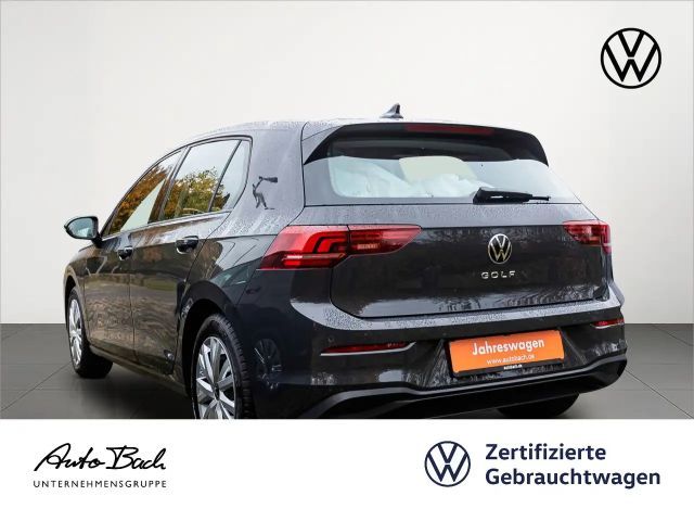 Volkswagen Golf 1.5 TSI Golf VIII