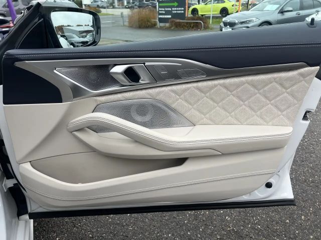 BMW M8 Competition Coupé Gran Coupé