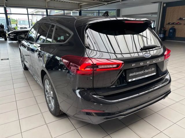 Ford Focus ST Line Wagon