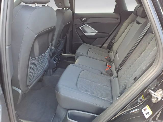 Audi Q3 35 TDI S-Tronic