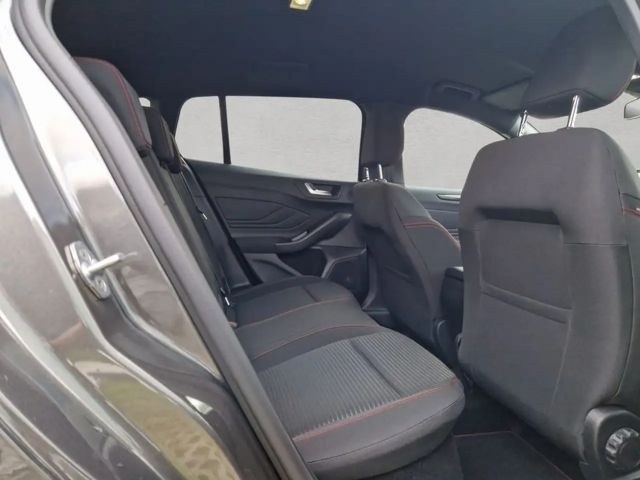 Ford Focus EcoBoost ST Line Wagon