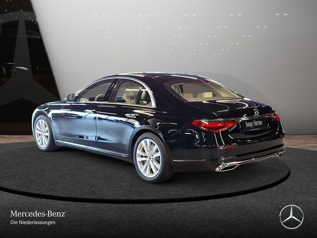 Mercedes-Benz S 500 4MATIC Sedan