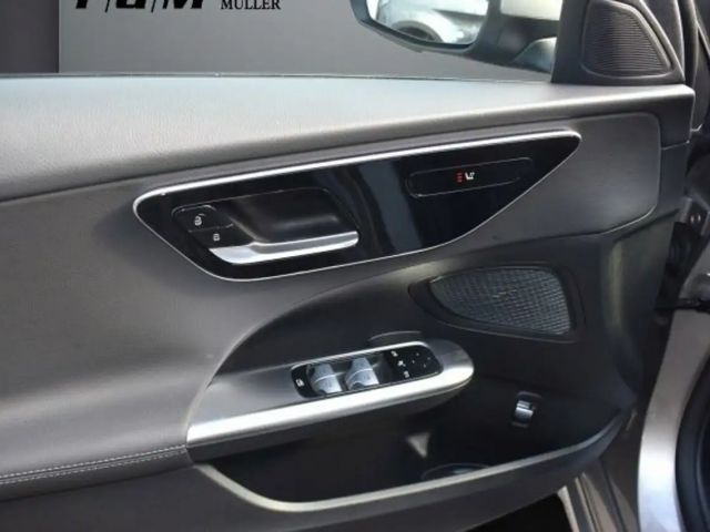 Mercedes-Benz C 180 AVANTGARDE Estate