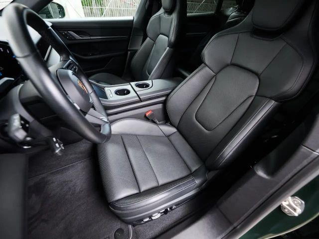 Porsche Taycan 4 Cross Turismo