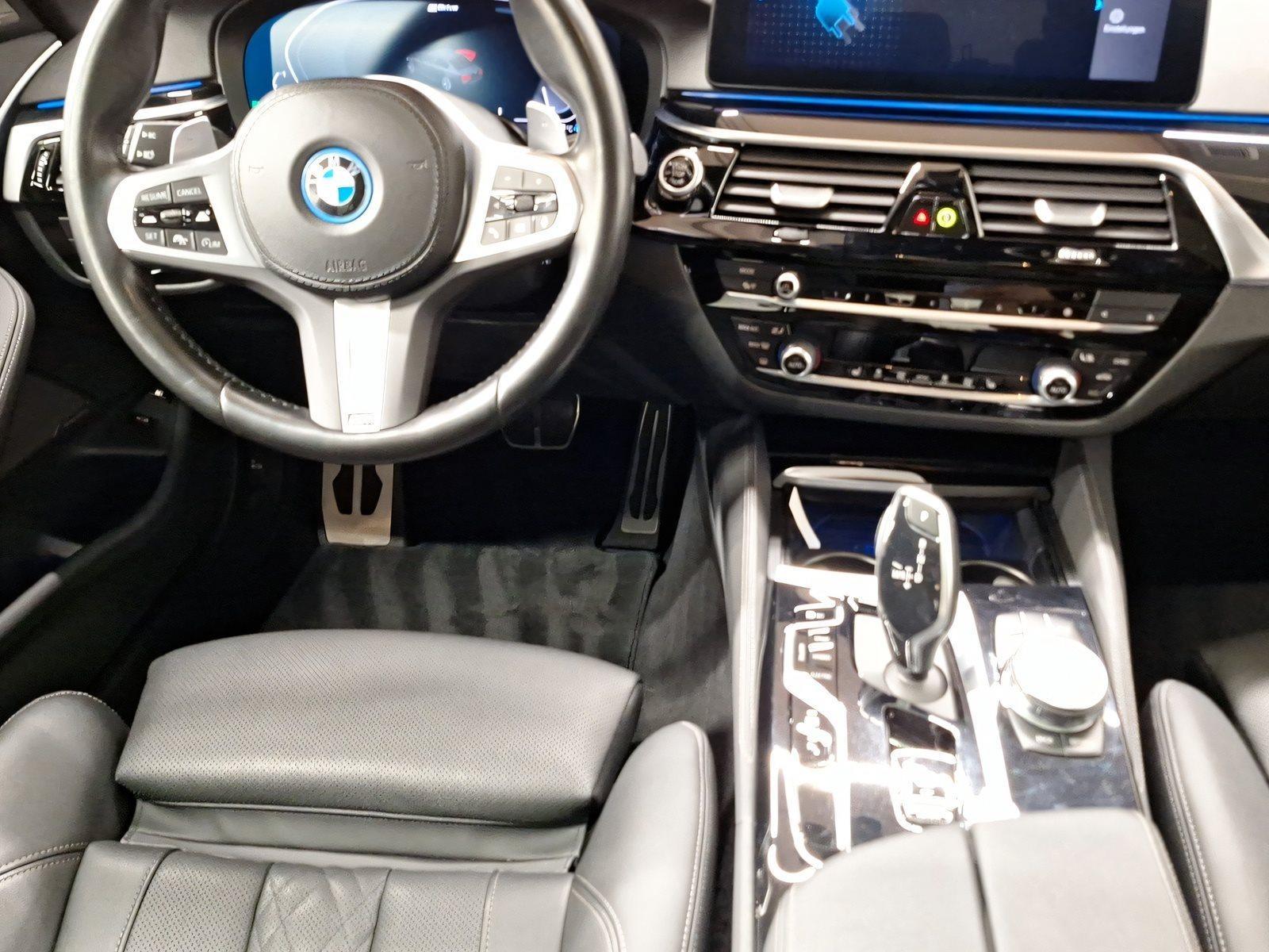 BMW 545 545e Sedan xDrive