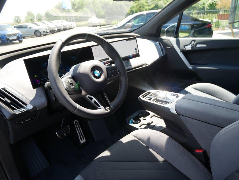 BMW iX xDrive60