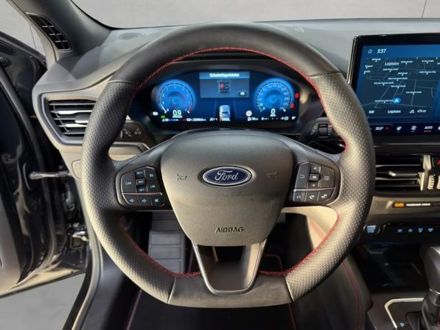 Ford Focus ST Line Wagon