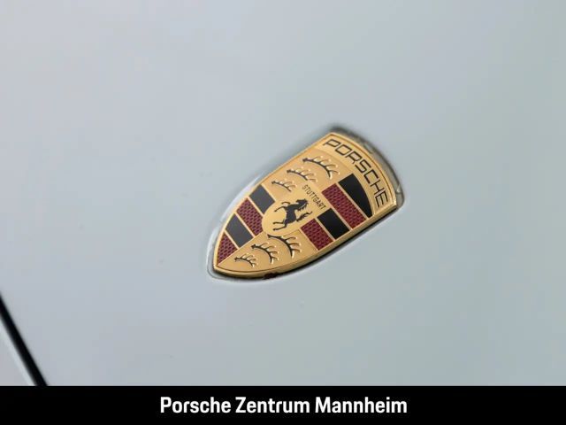 Porsche 992 Cabrio Carrera GTS