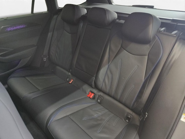 Volkswagen Passat 2.0 TDI IQ.Drive R-Line Variant