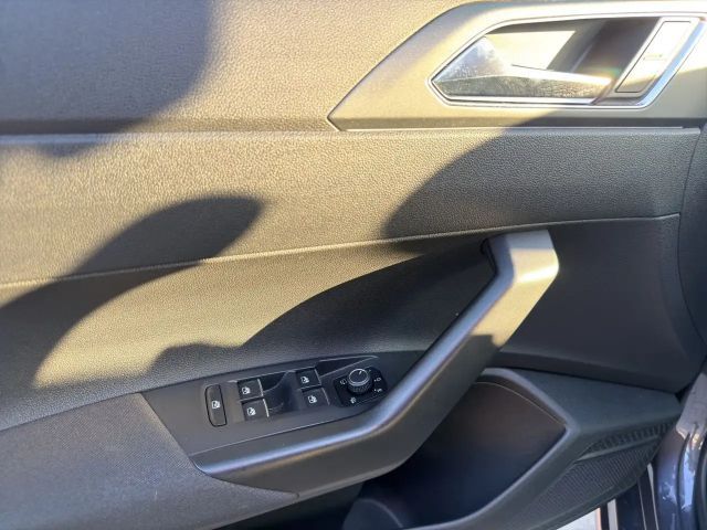 Volkswagen Taigo 1.5 TSI DSG R-Line