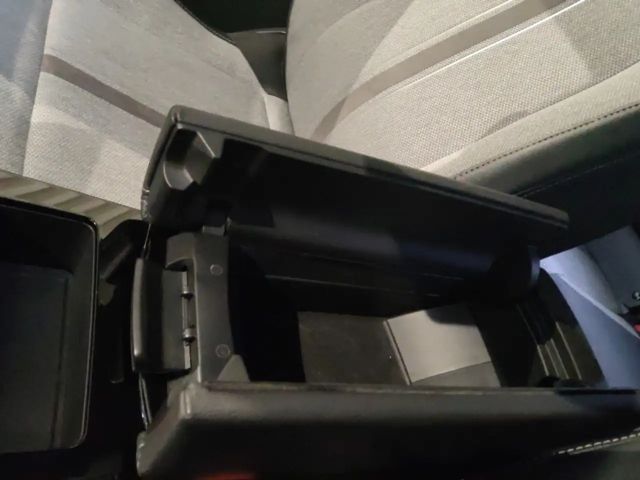 Opel Astra Business Elegance