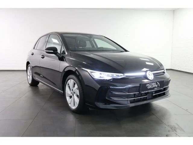 Volkswagen Golf 1.5 eTSI DSG Golf VIII