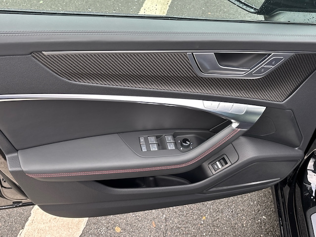 Audi S6 Avant Quattro