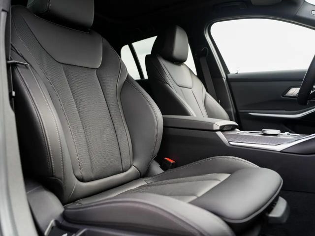 BMW 320 320d M-Sport Touring xDrive