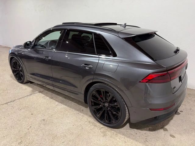 Audi Q8 55 TFSI Hybride Quattro
