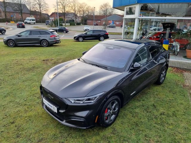 Ford Mustang Mach-E AWD