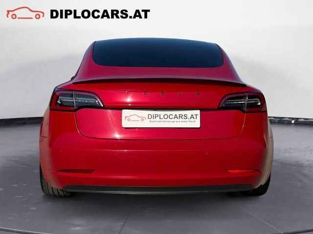 Tesla Model 3 Performance