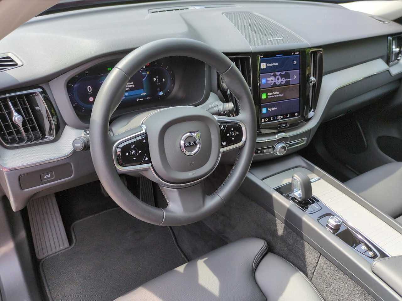 Volvo XC60 Navi LED Vollleder Klima Einparkhilfe el. Fenster