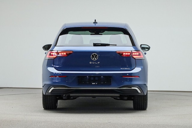 Volkswagen Golf DSG Style eHybrid