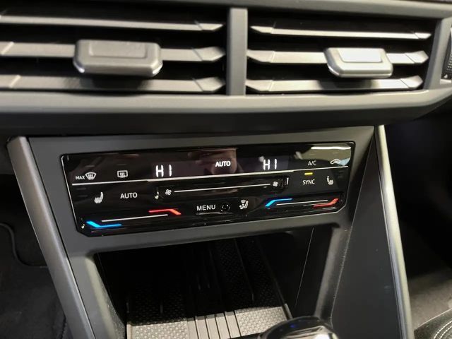 Volkswagen Taigo 1.0 TSI DSG R-Line